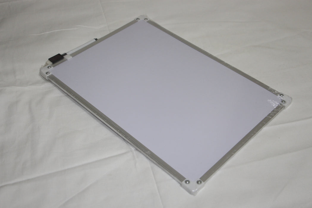 Magnetic White Board 25x35
